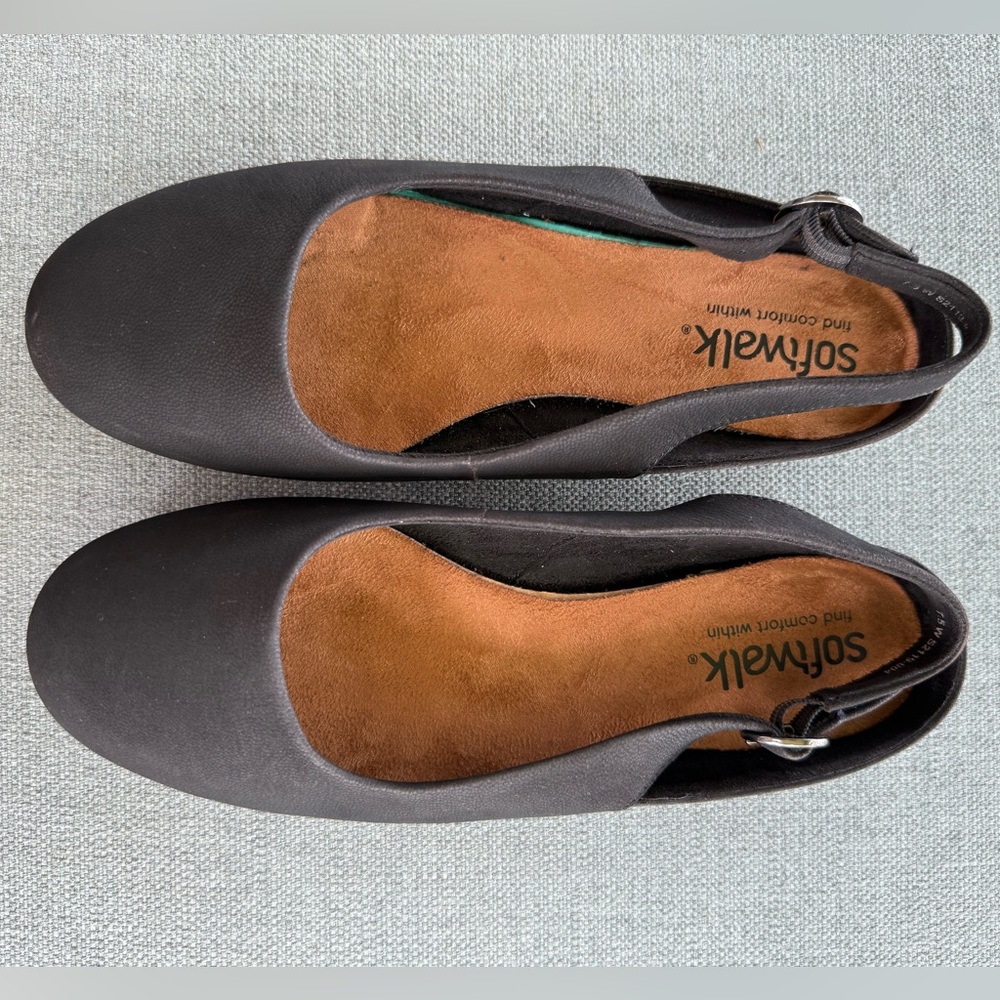 Softwalk Sandy Black Slingback Ballet Flats, size 7W